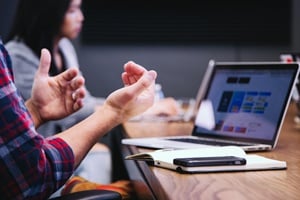 PEO vs. HRO Services: What’s the Difference?